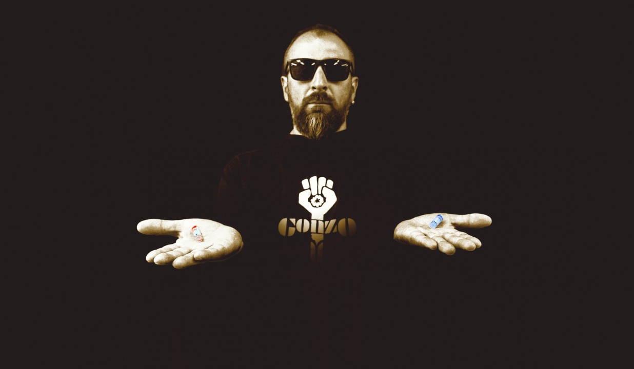 1_Красную или синюю.jpg